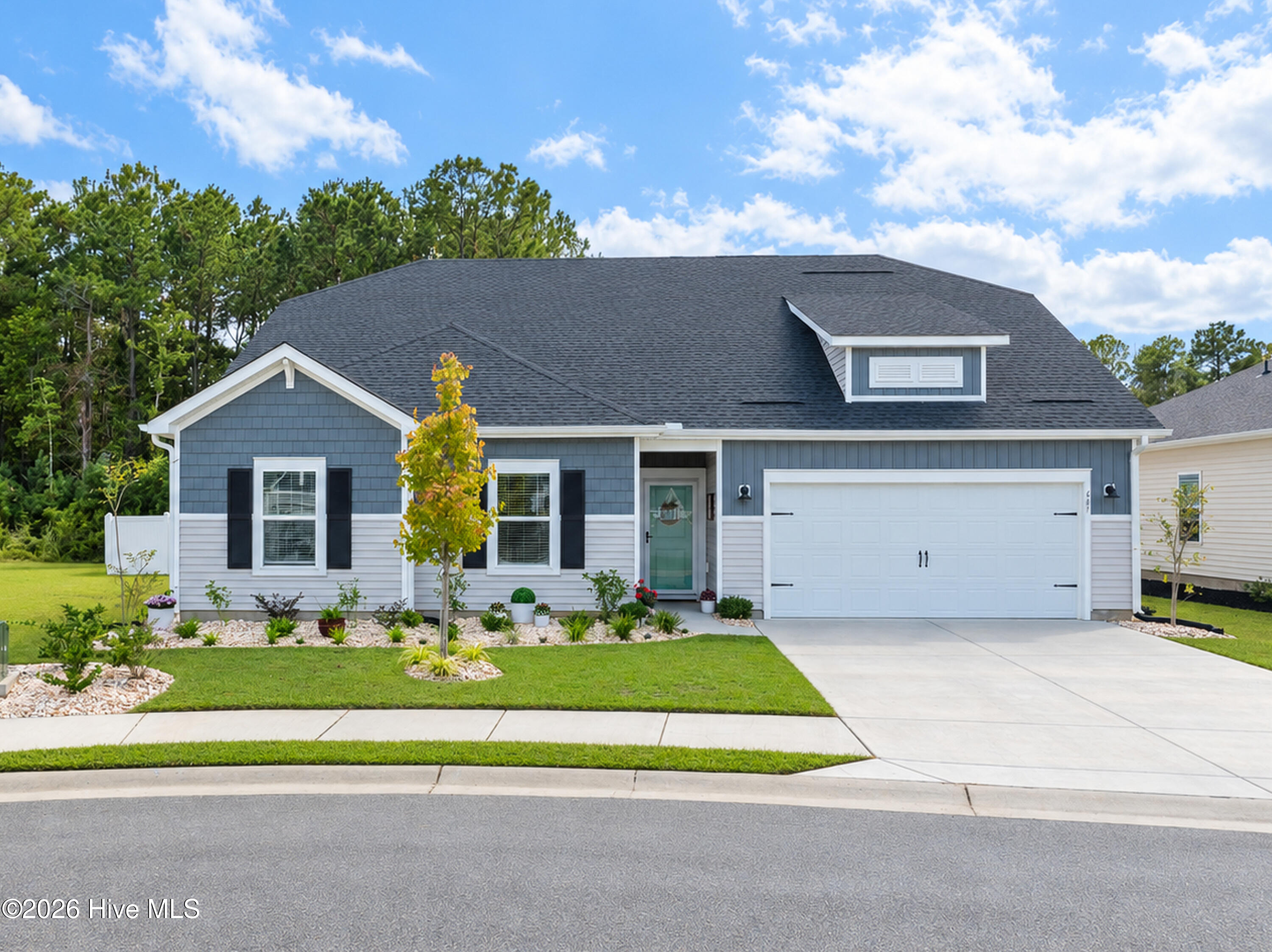 647 Blackthorne Circle Nw Property Photo 1
