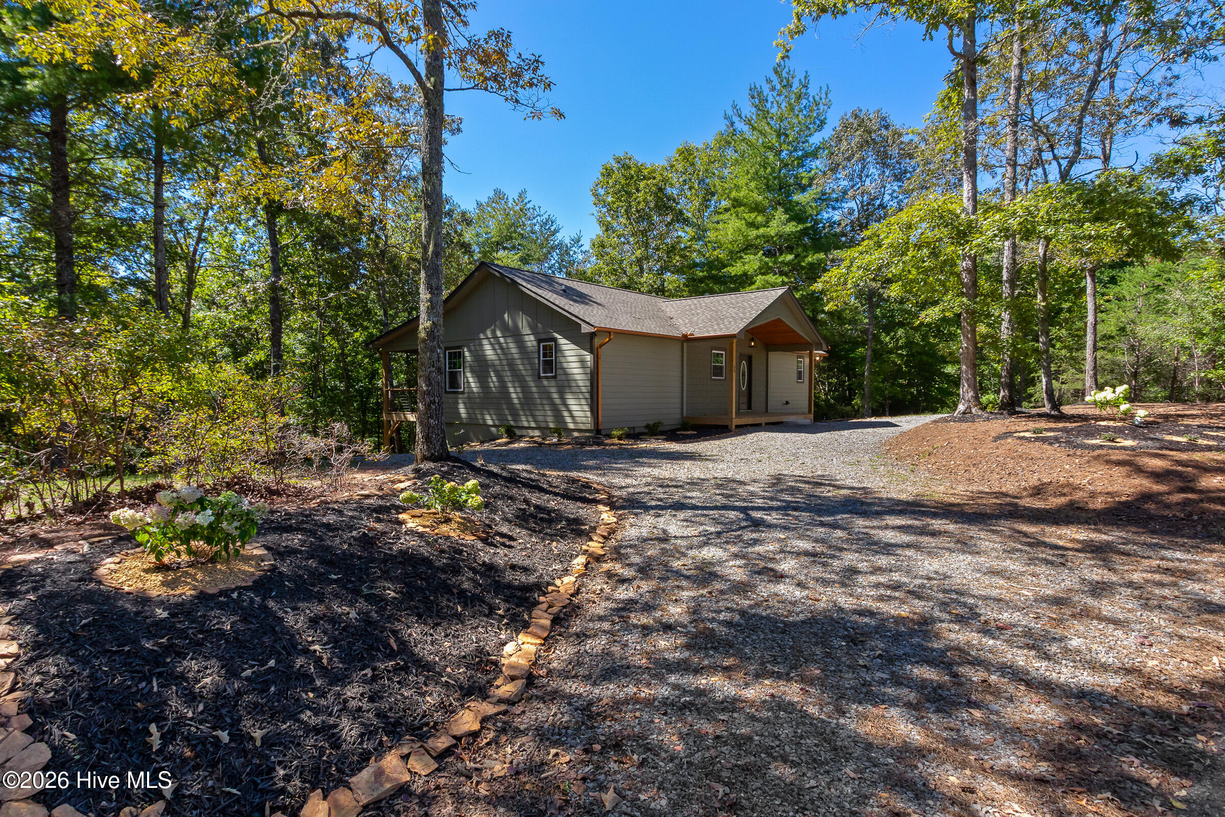 55 Ridgeline Road Property Photo 2