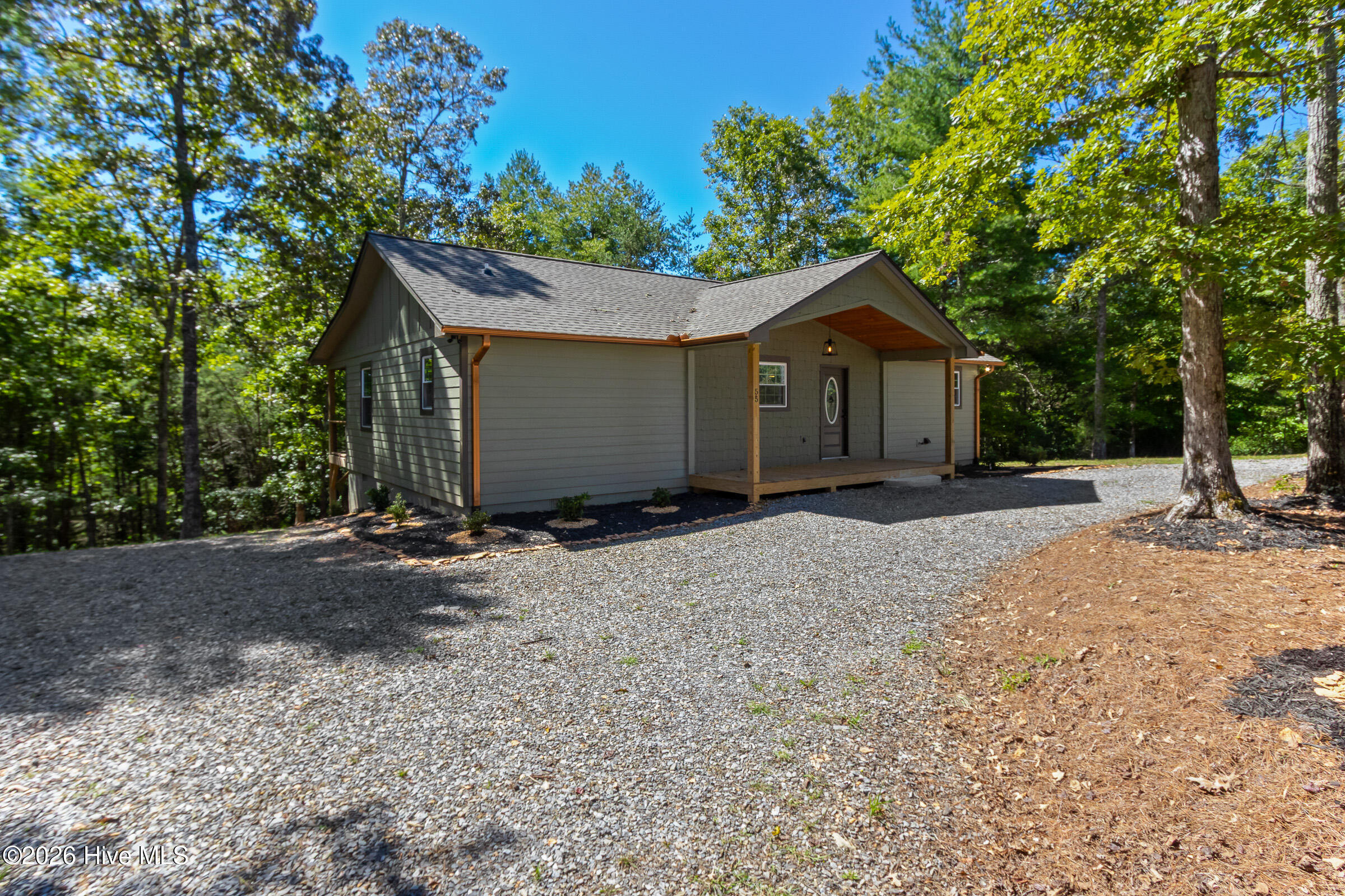 55 Ridgeline Road Property Photo 3