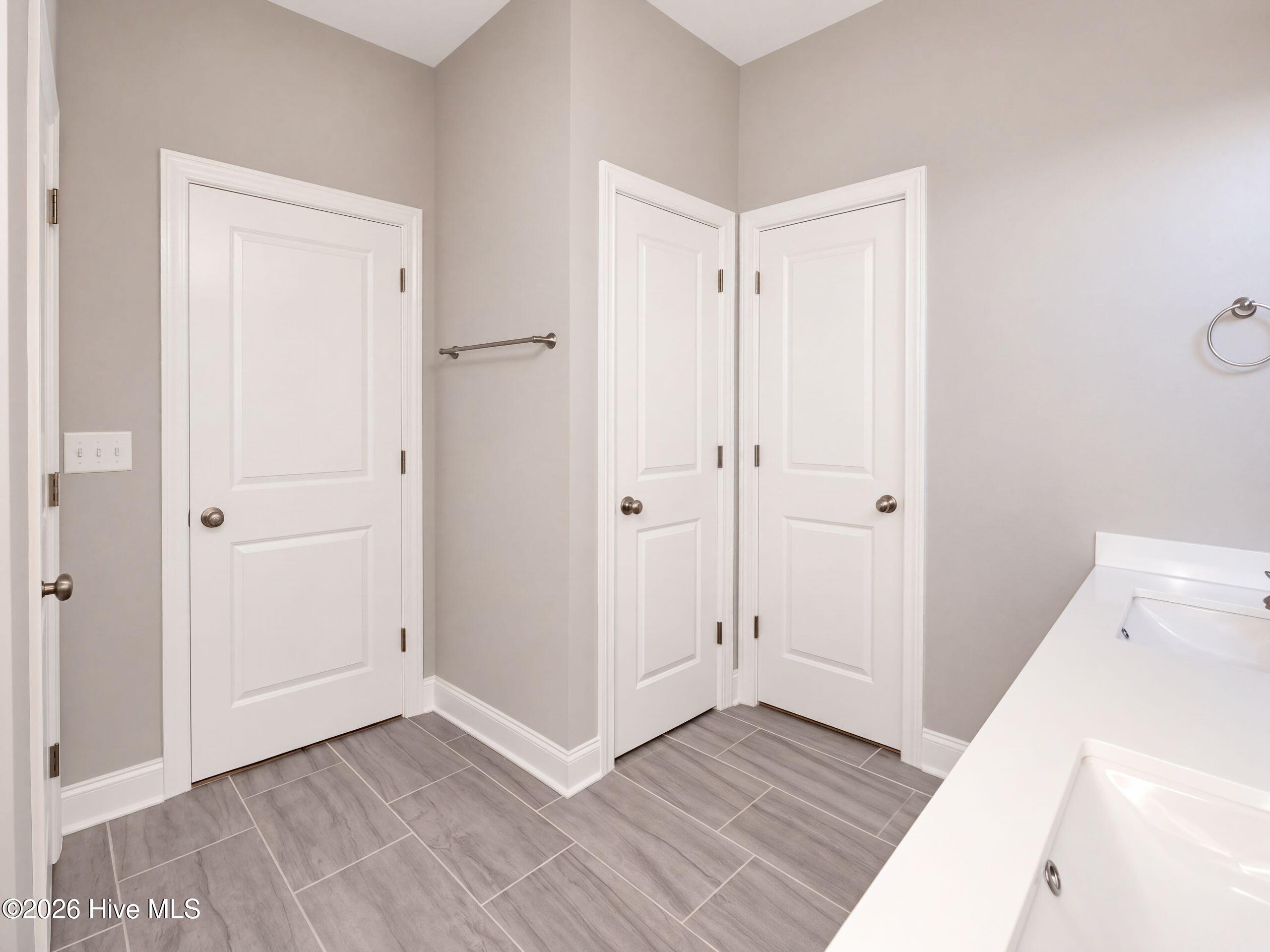 122 Persimmon Drive Property Photo 10