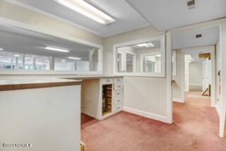602 Ward Boulevard Property Photo 28