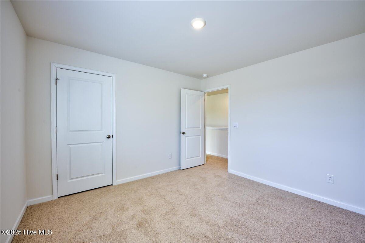 2710 Salisbury Avenue W Property Photo 27