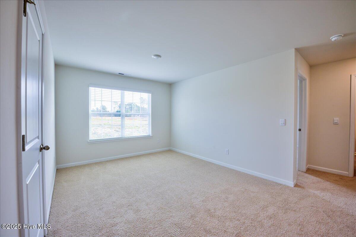 2710 Salisbury Avenue W Property Photo 28
