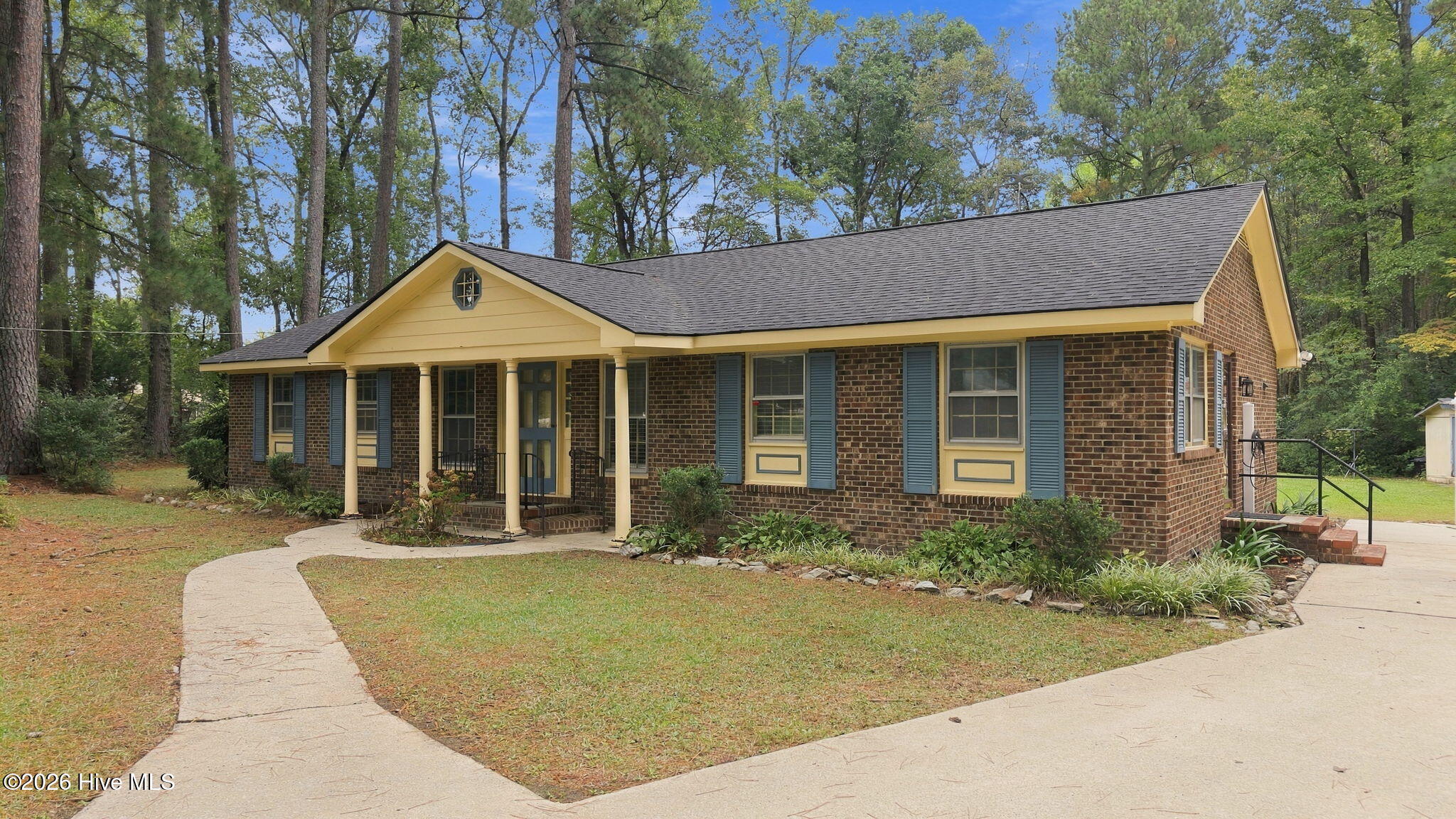 7211 Walter Drive Property Photo 2