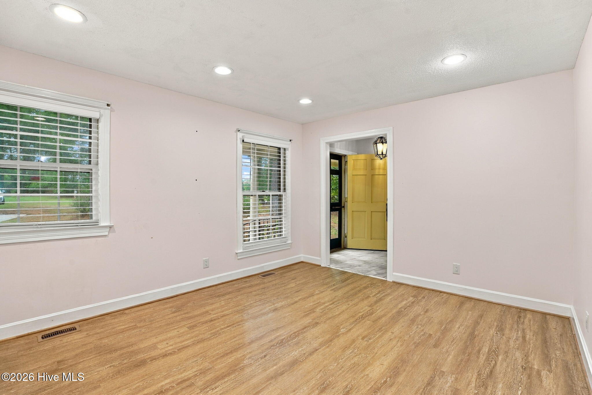 7211 Walter Drive Property Photo 10