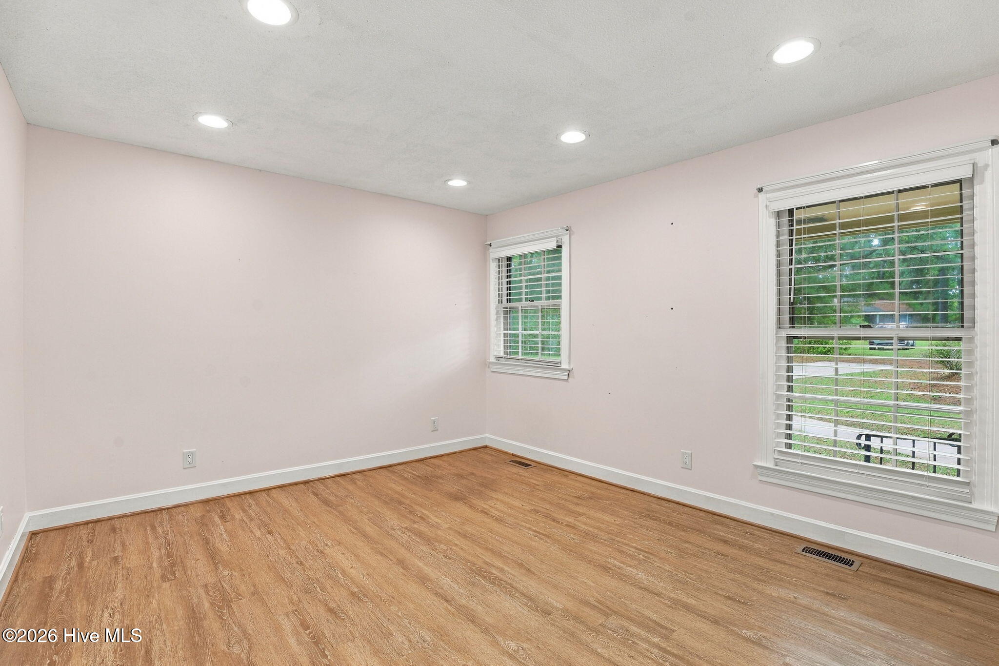 7211 Walter Drive Property Photo 11