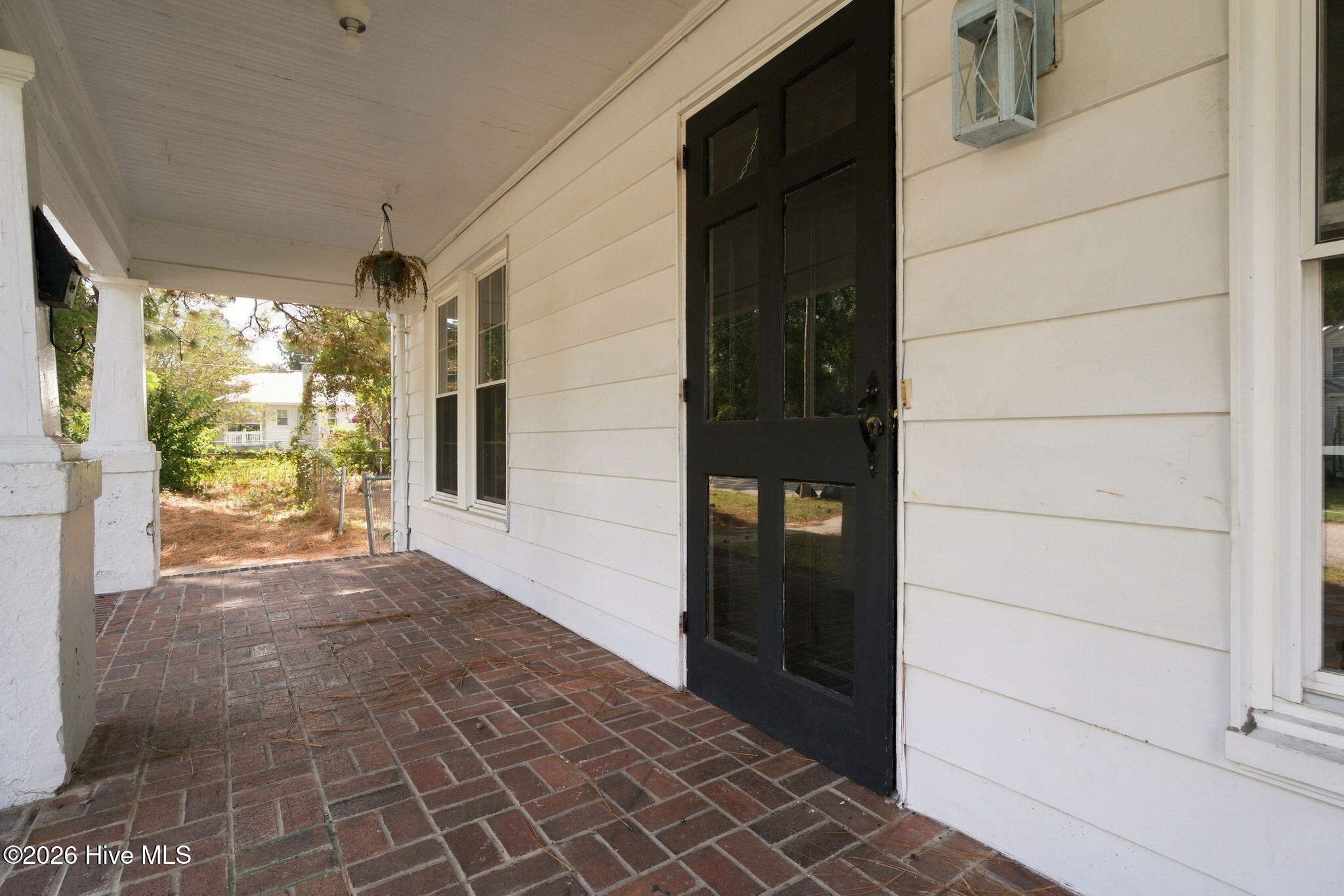 704 S Tillery Street Property Photo 3