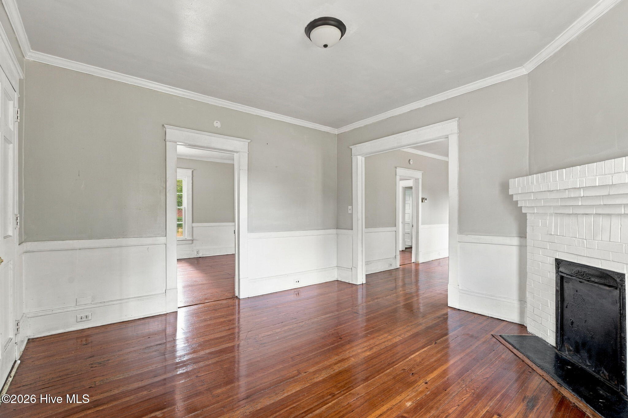 704 S Tillery Street Property Photo 6
