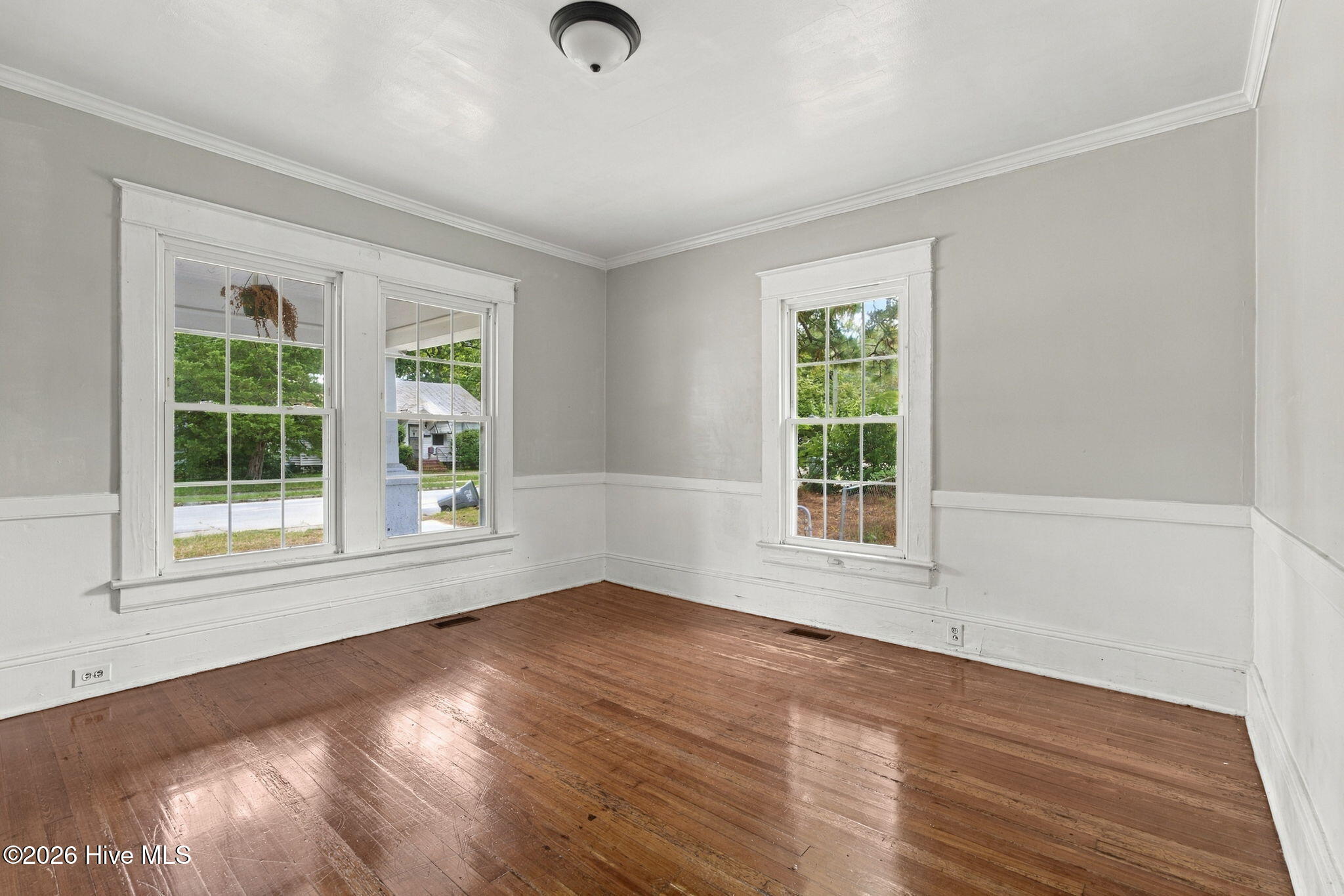 704 S Tillery Street Property Photo 9