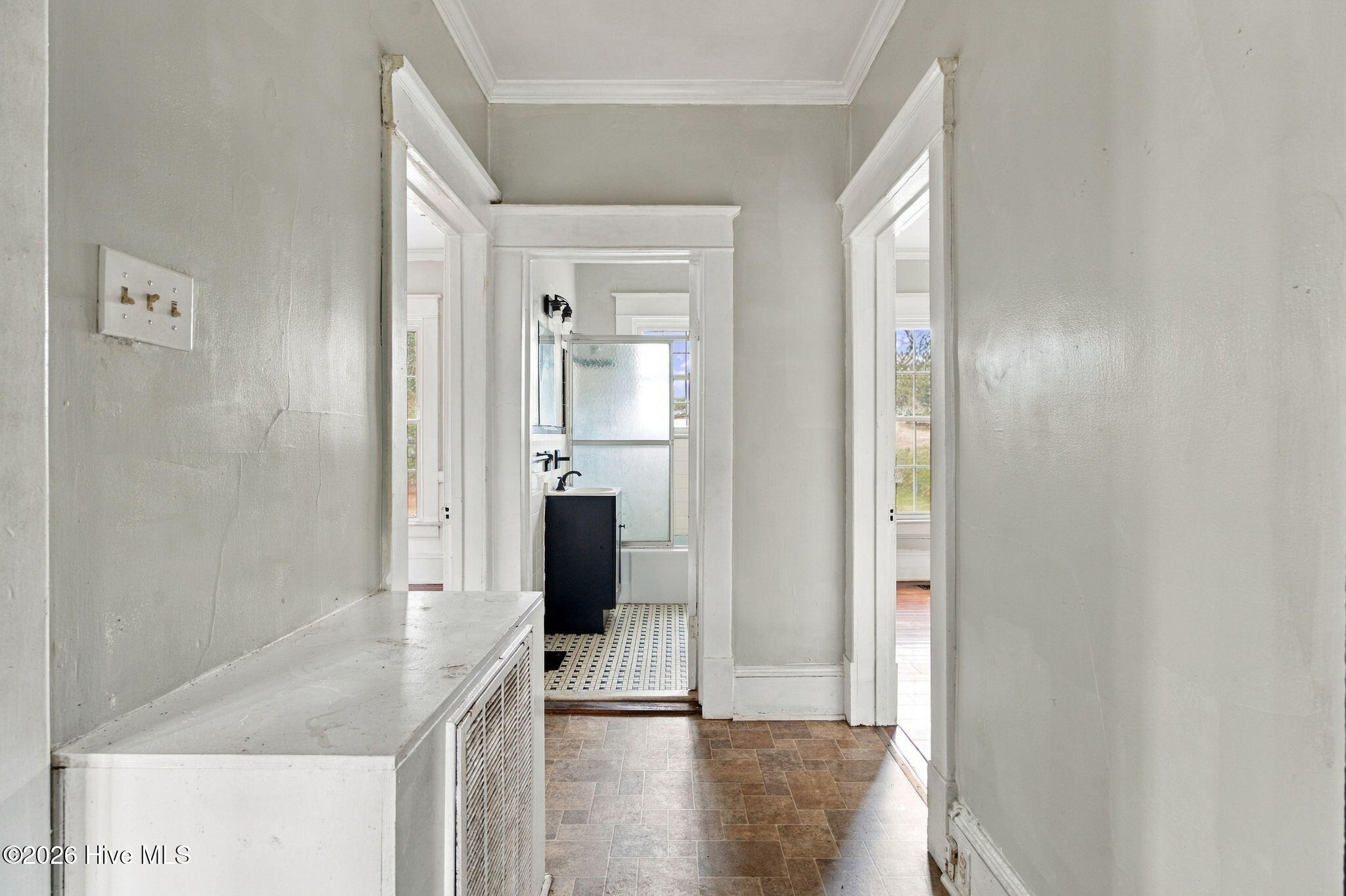 704 S Tillery Street Property Photo 17
