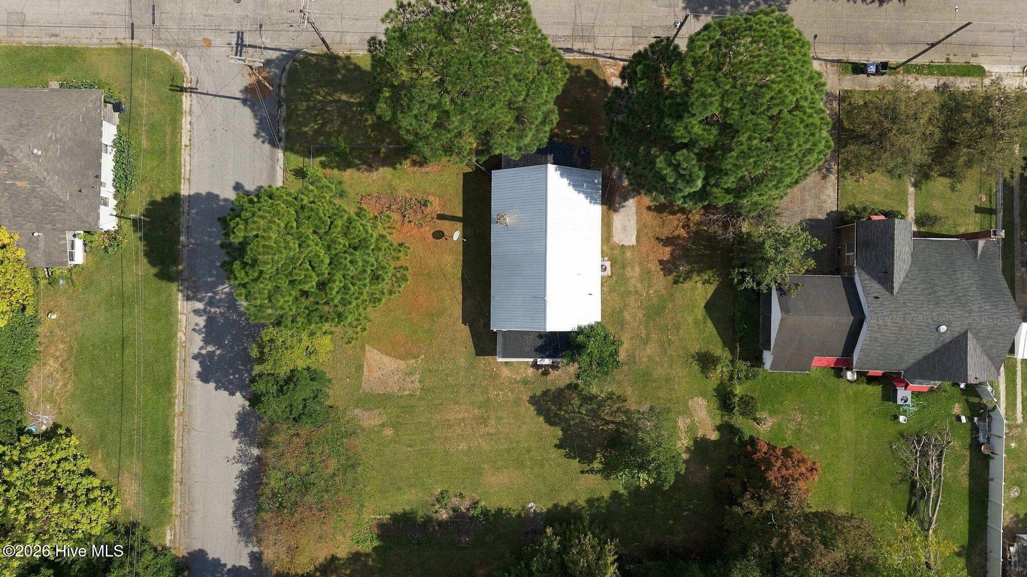 704 S Tillery Street Property Photo 32