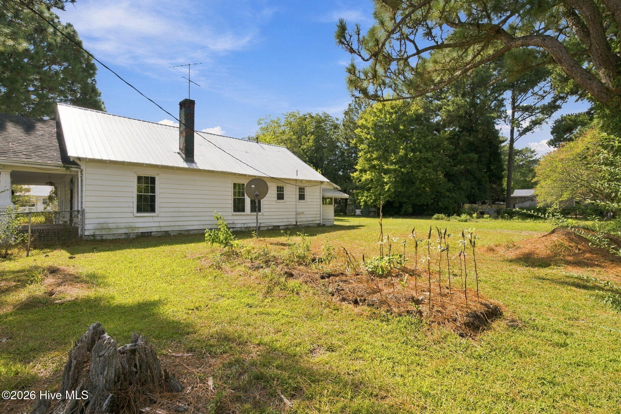 704 S Tillery Street Property Photo 33