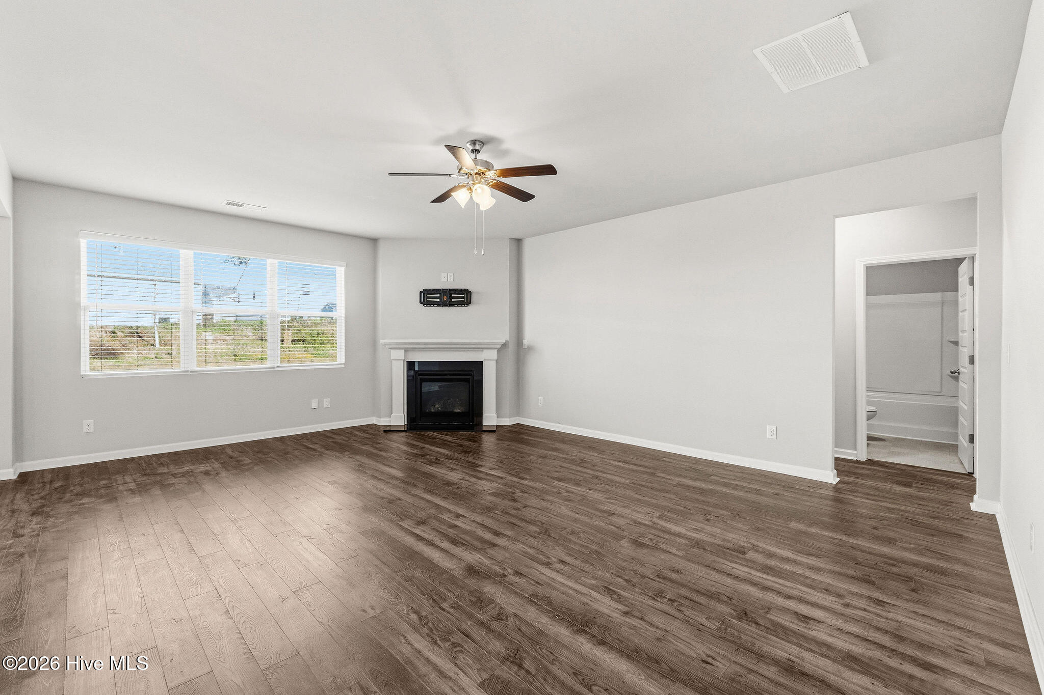 228 Journey Run Property Photo 14