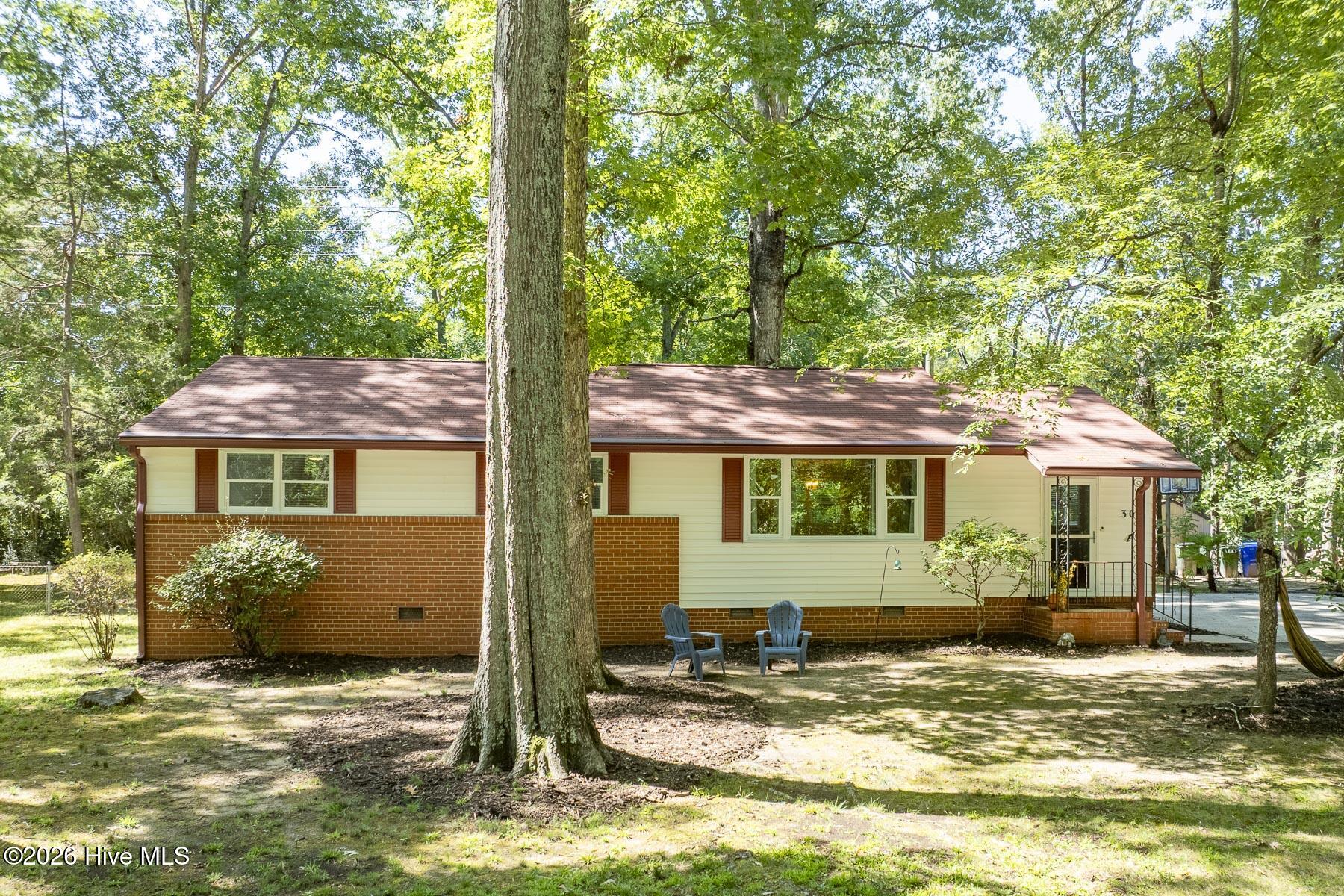 303 Hickory Drive Property Photo 1