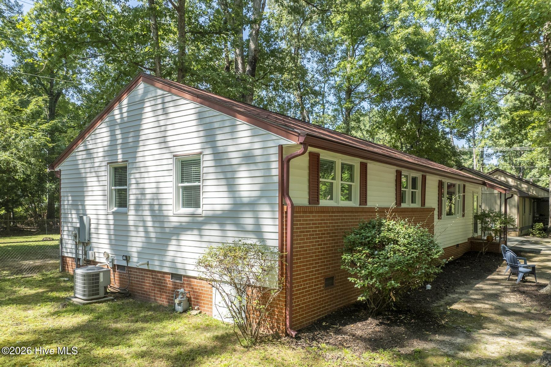 303 Hickory Drive Property Photo 23