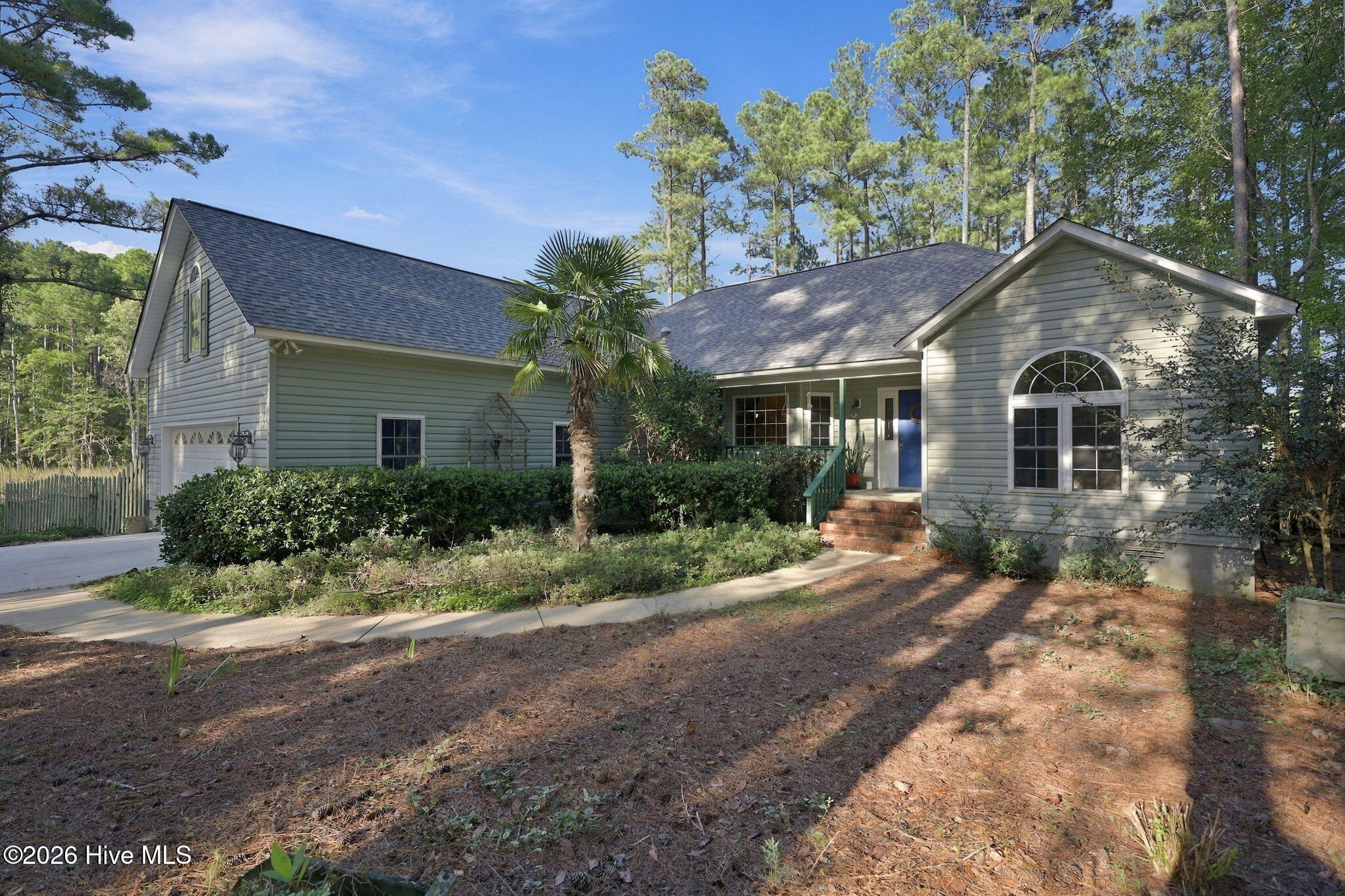 69 Leeward Lane Property Photo 1