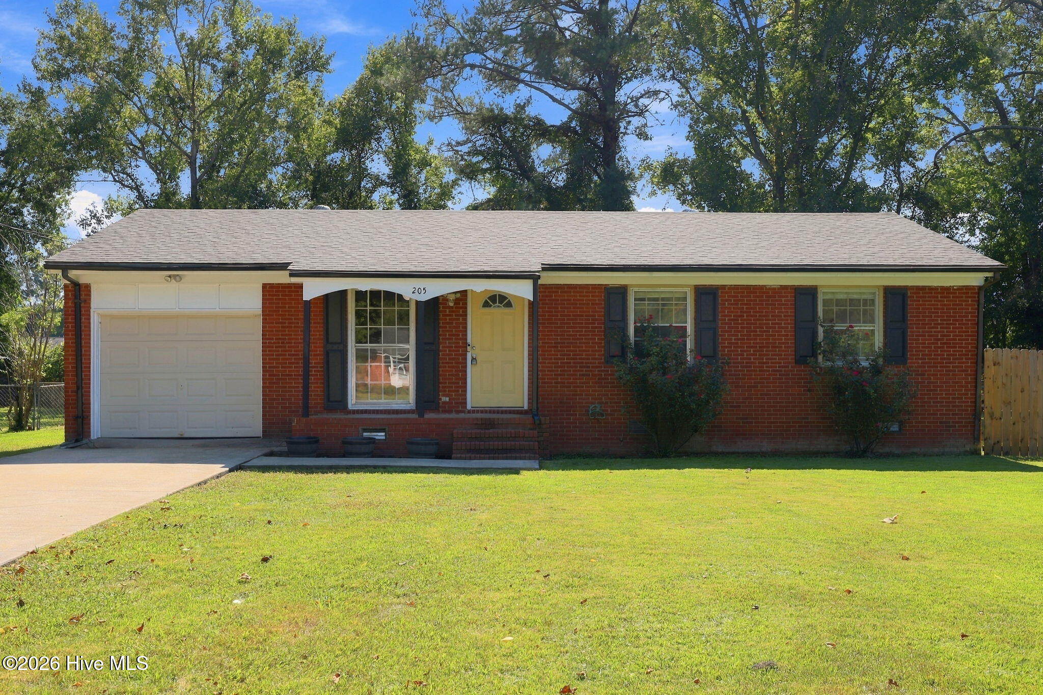 205 Shamrock Drive Property Photo 1