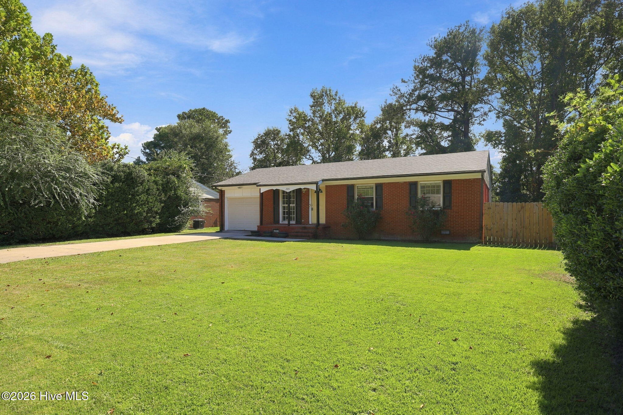 205 Shamrock Drive Property Photo 3