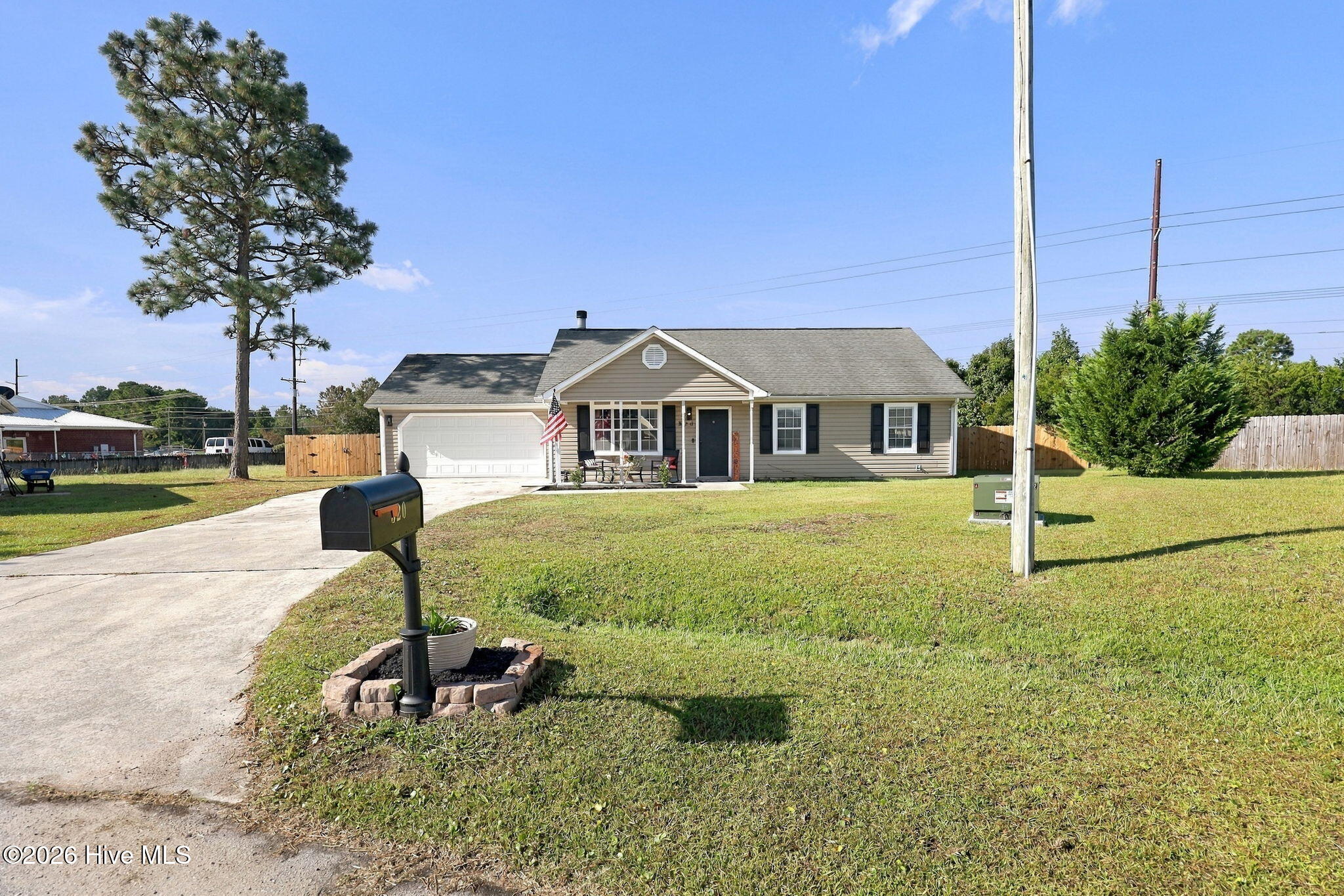 320 Josie Court Property Photo 5