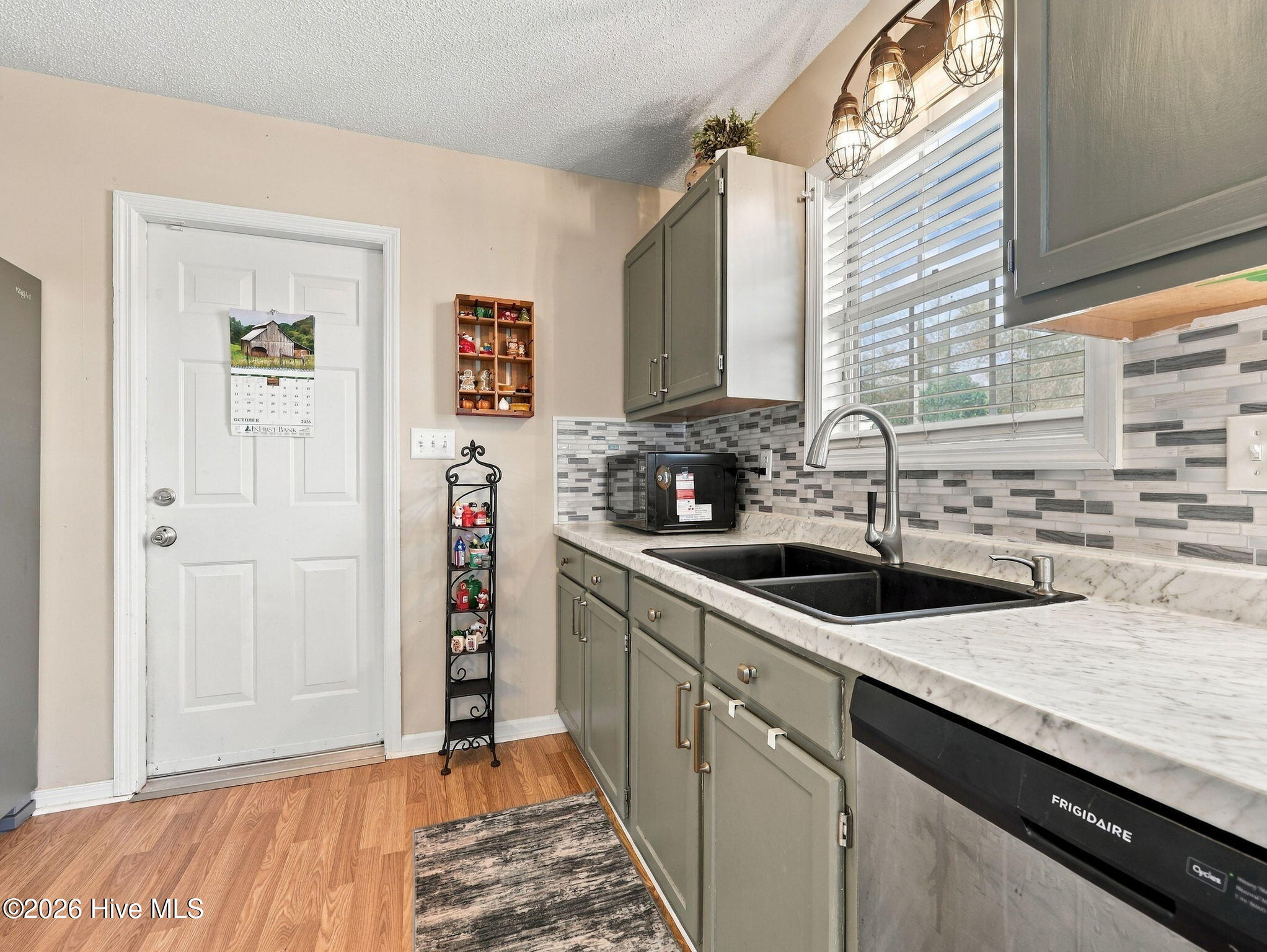 320 Josie Court Property Photo 10