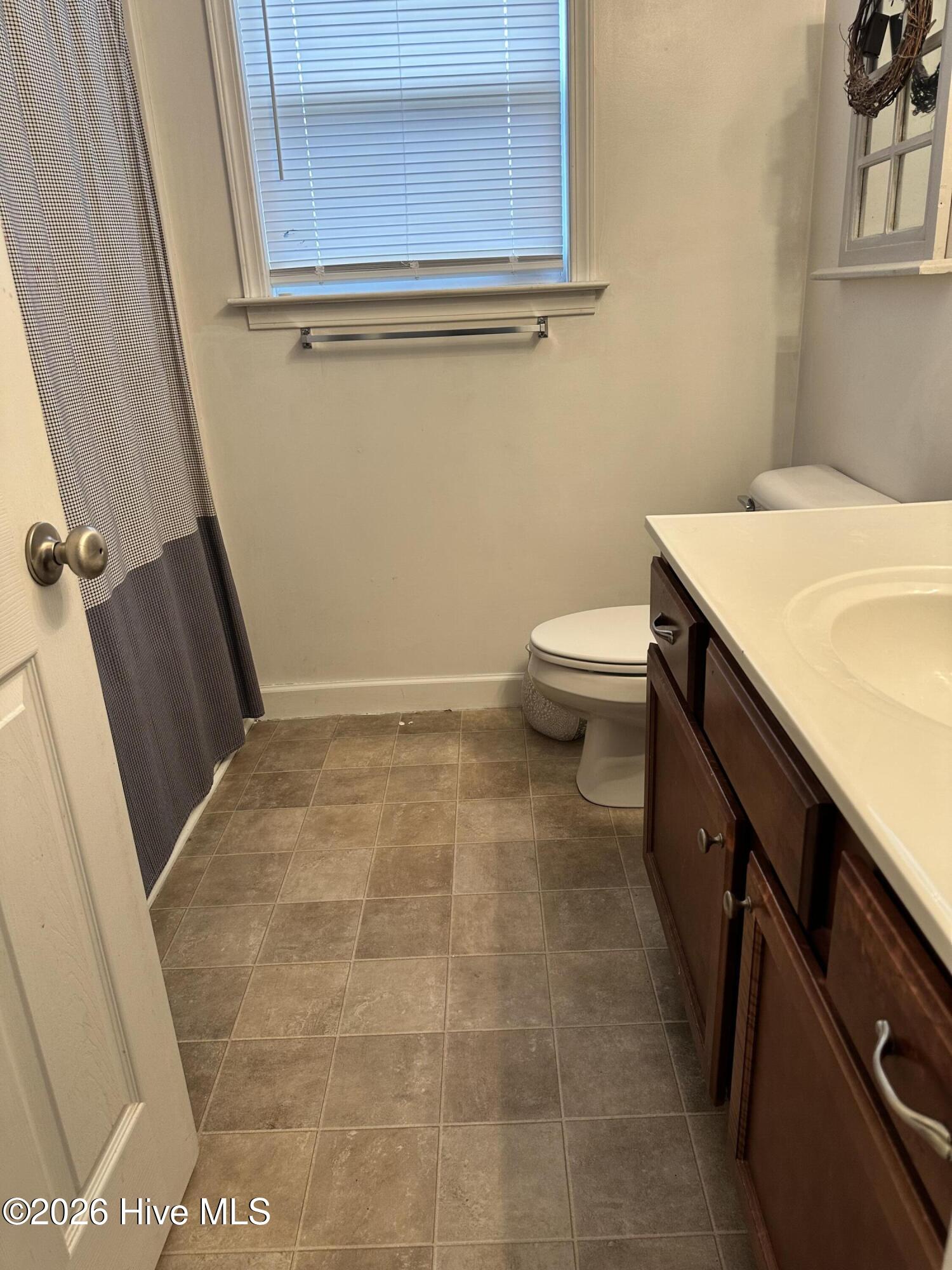 800 Kylers Way Property Photo 3