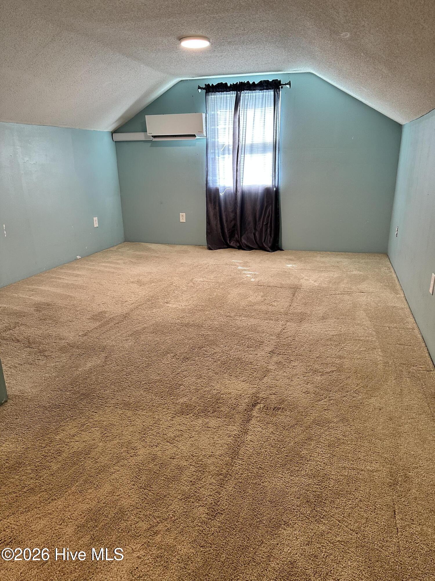 800 Kylers Way Property Photo 7