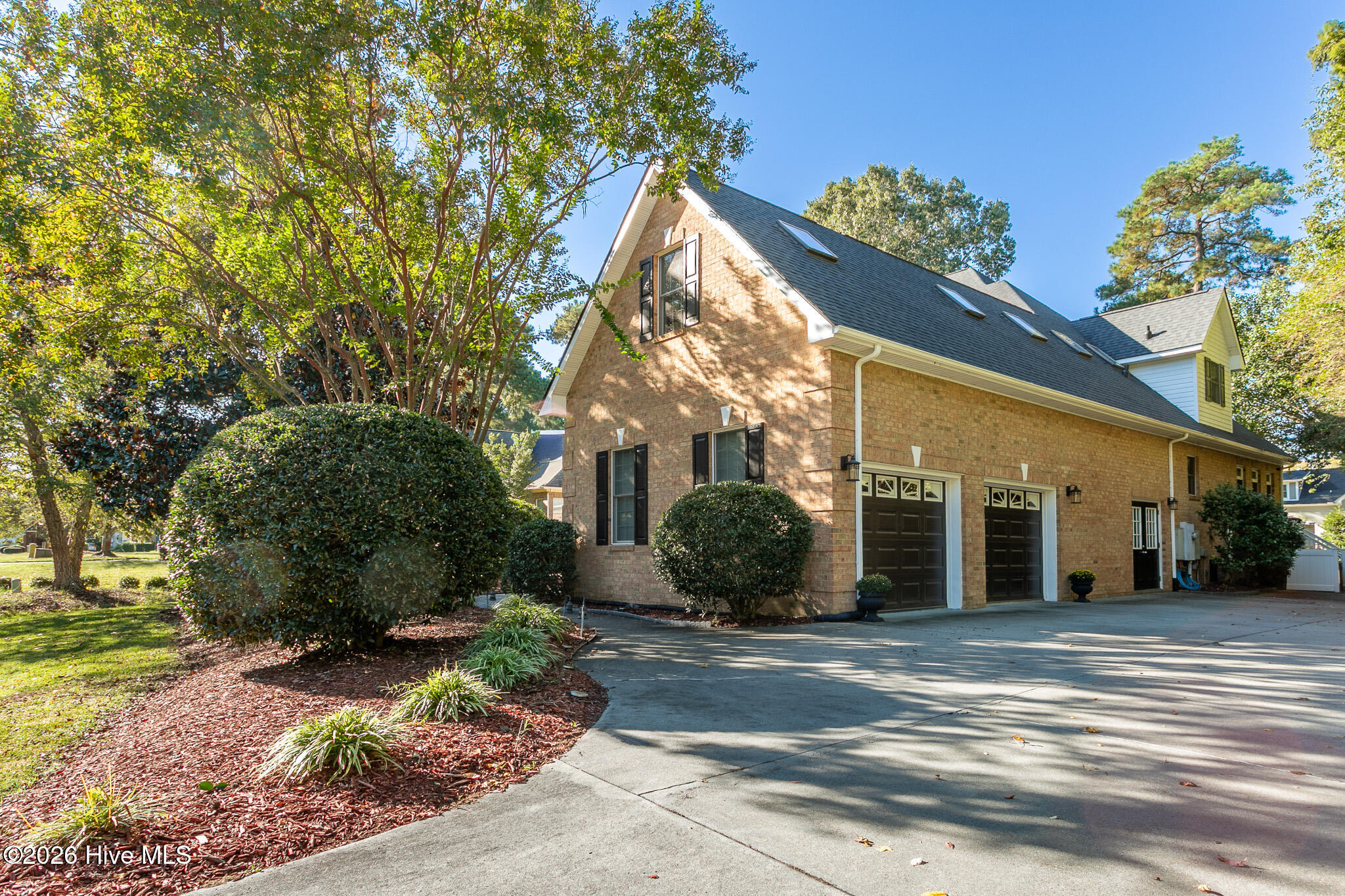 405 Albemarle Boulevard Property Photo 4