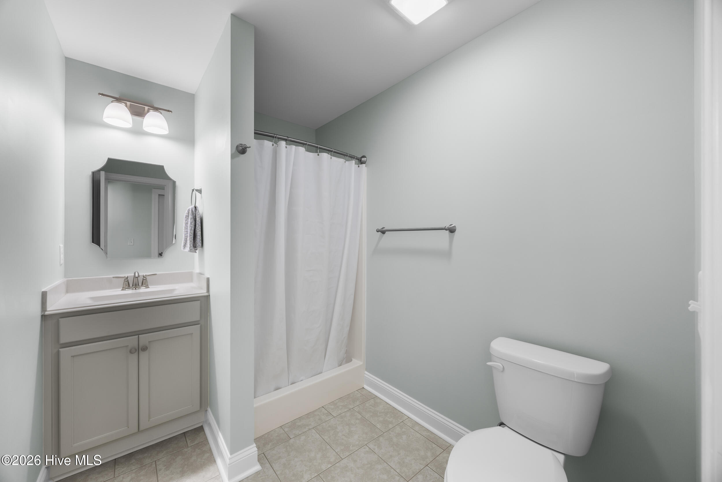 323 Crown Pointe Drive Property Photo 37