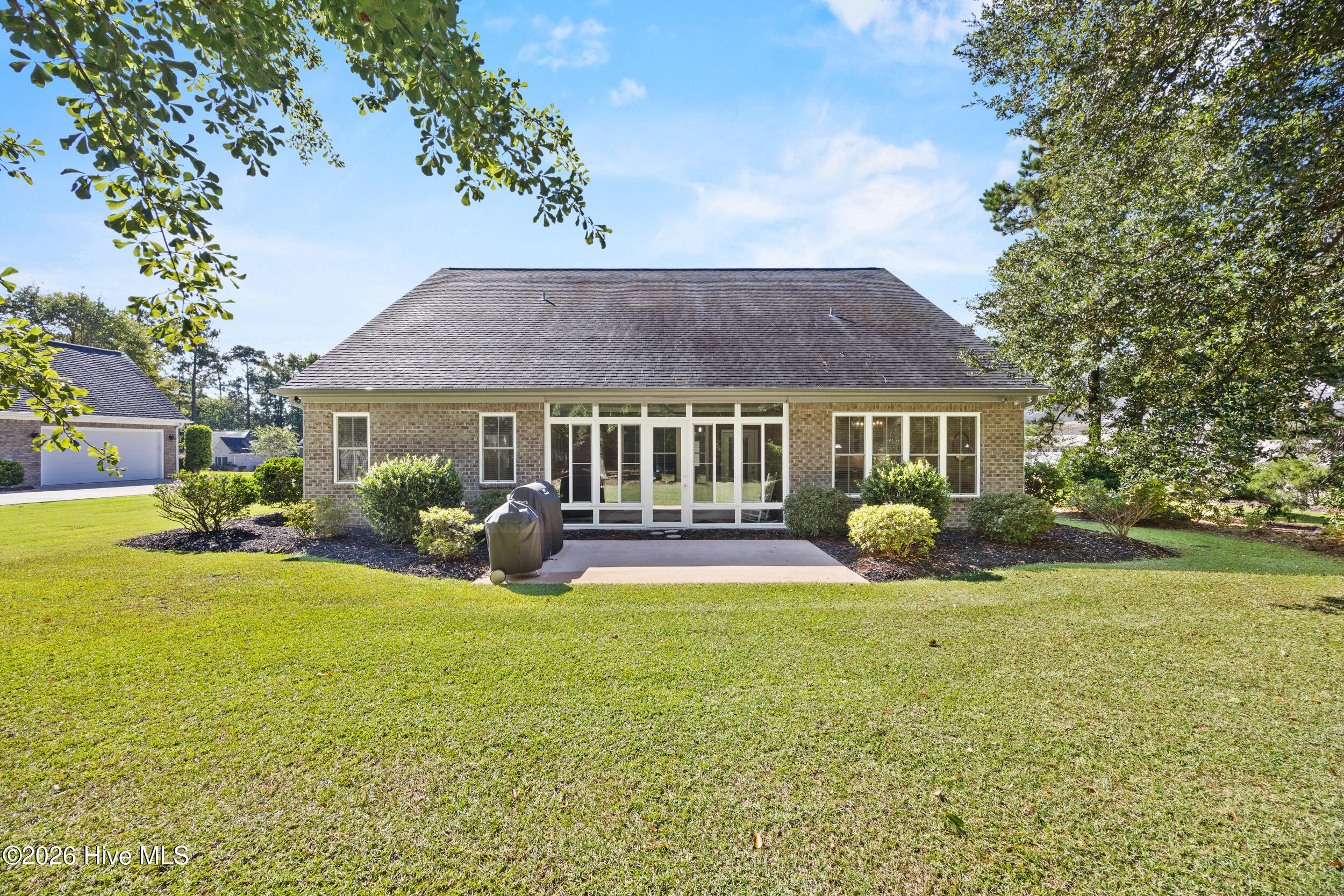 323 Crown Pointe Drive Property Photo 43