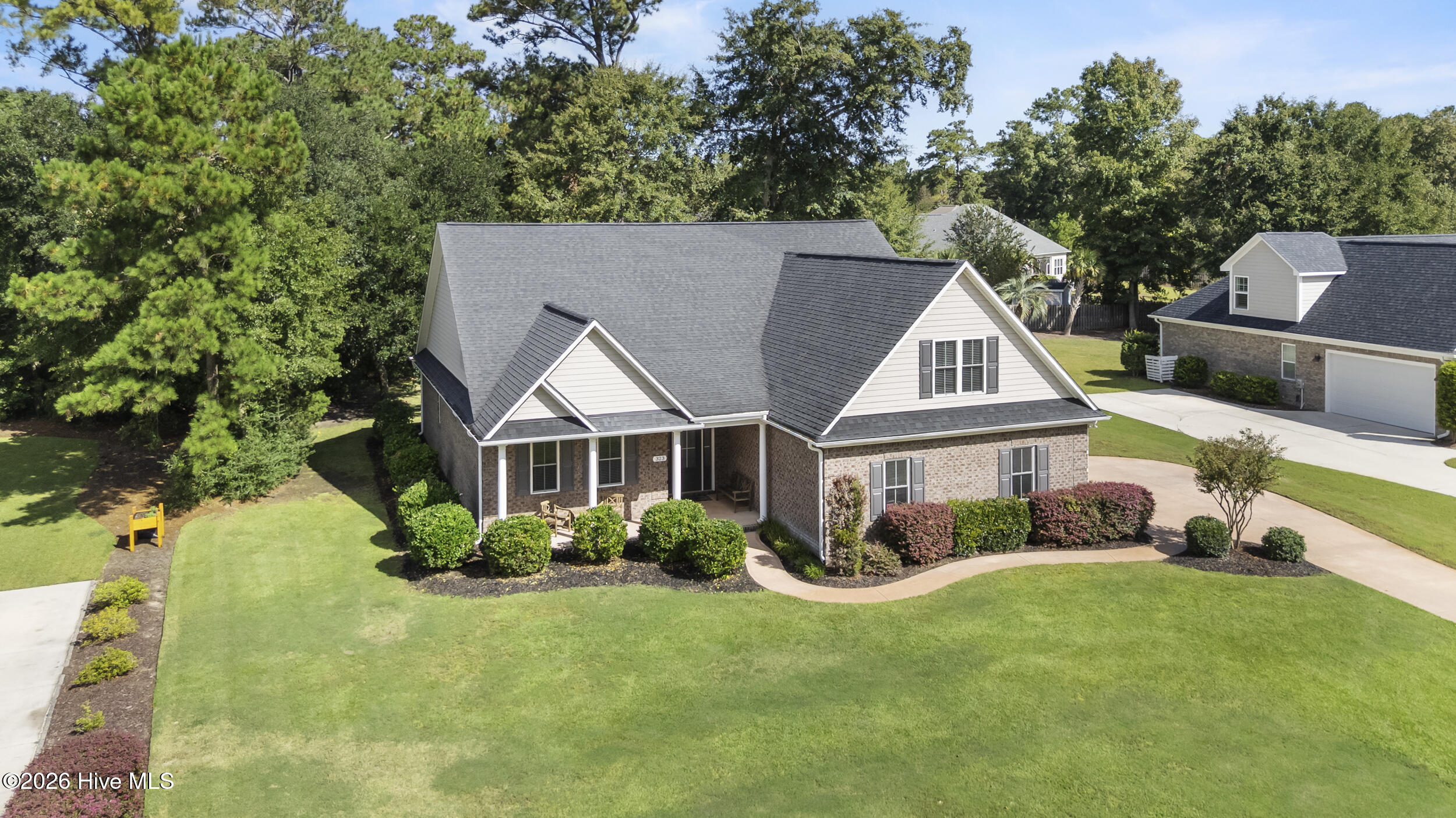 323 Crown Pointe Drive Property Photo 45