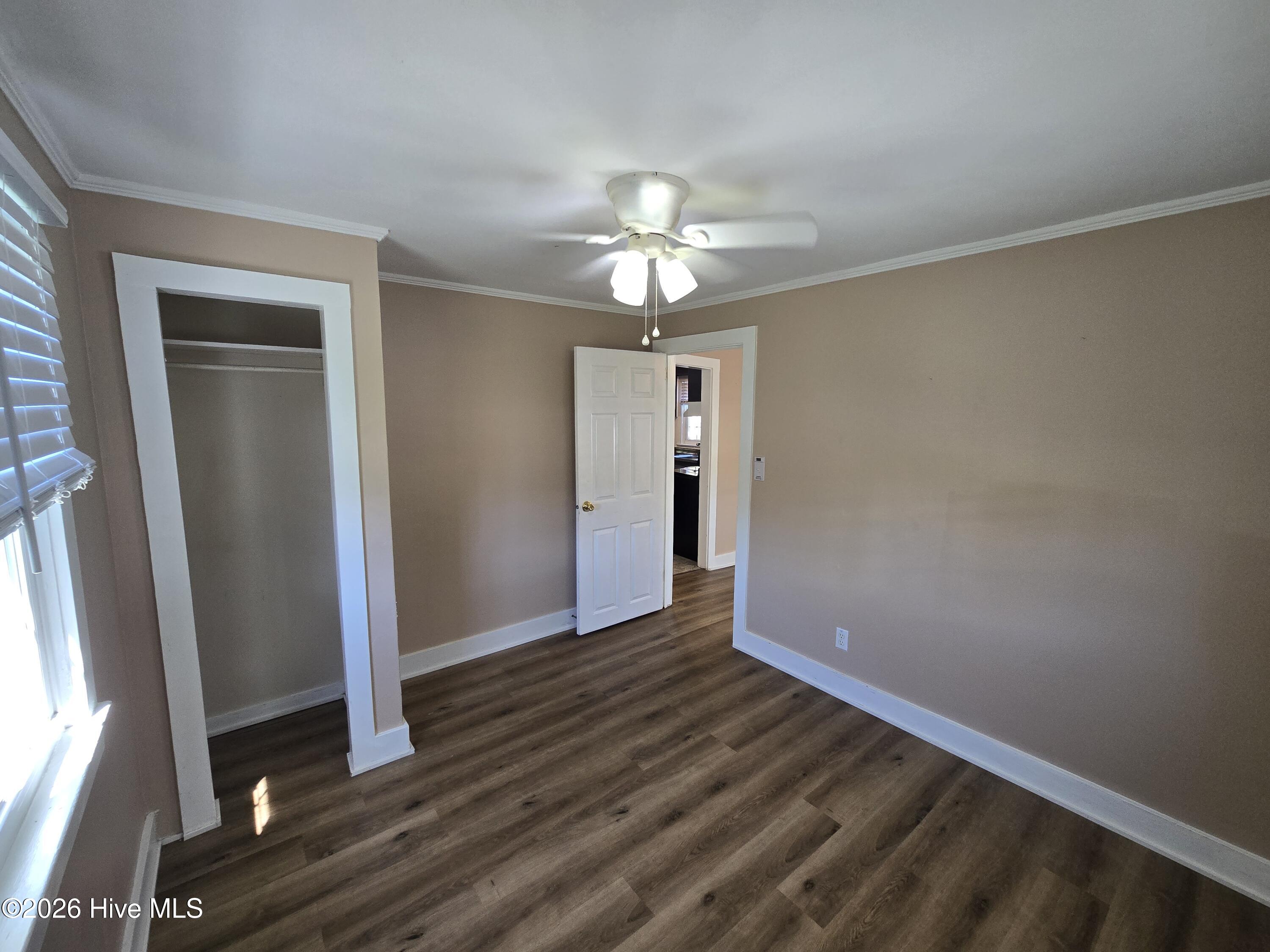 509 S Shore Drive Property Photo 9
