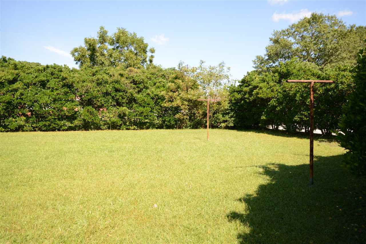 200 Fenton Place Property Photo 5