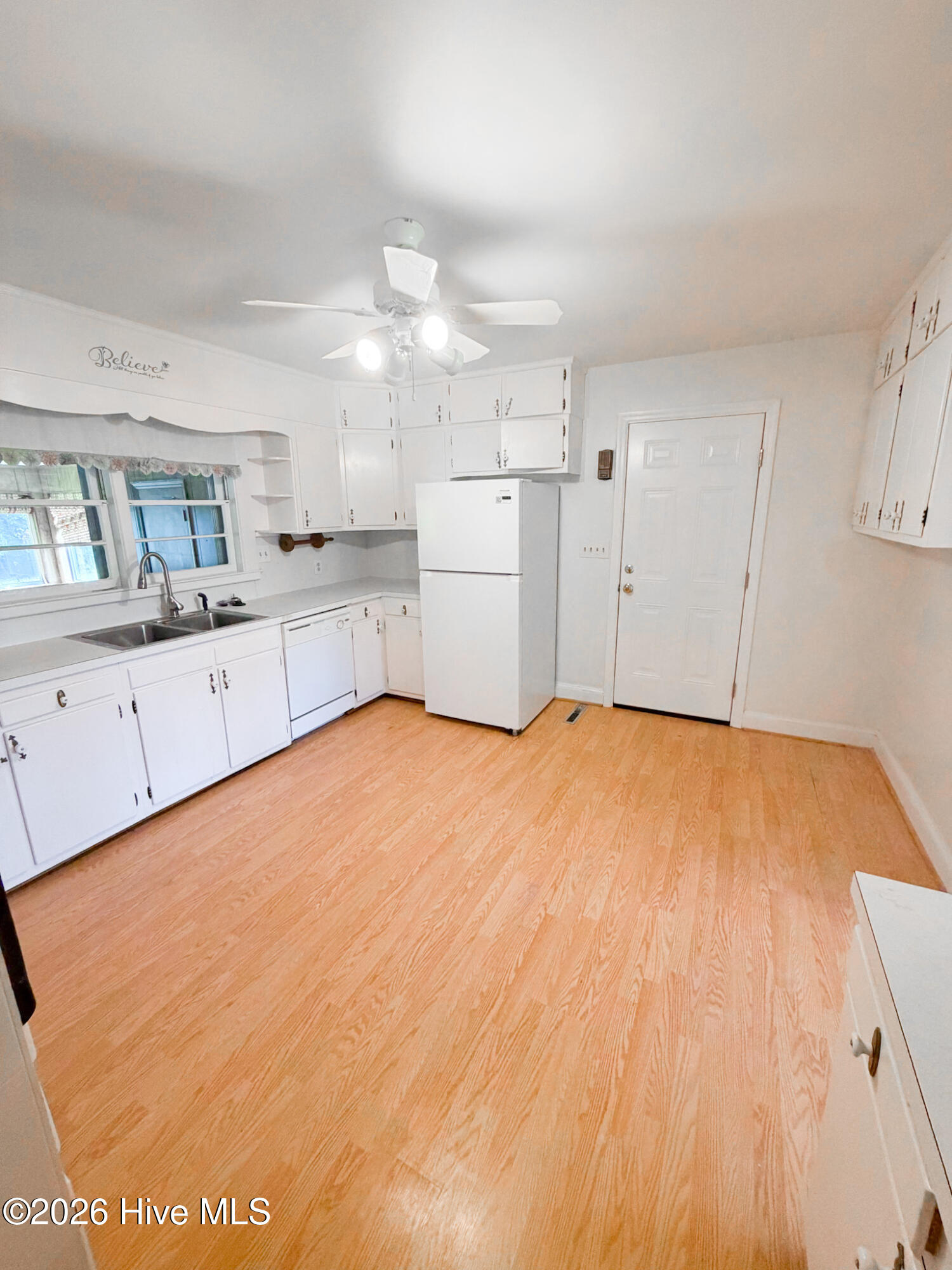 200 Fenton Place Property Photo 22