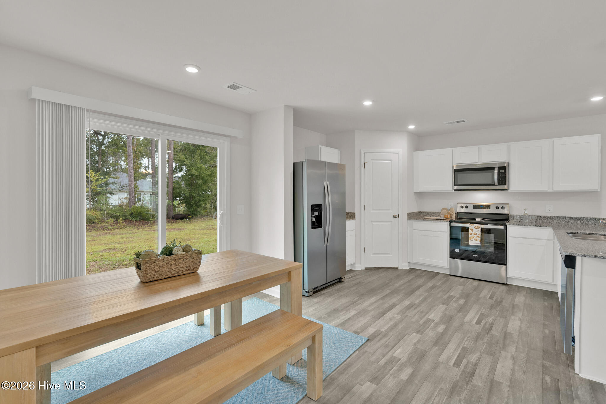 2532 Provence Drive Se Property Photo 14