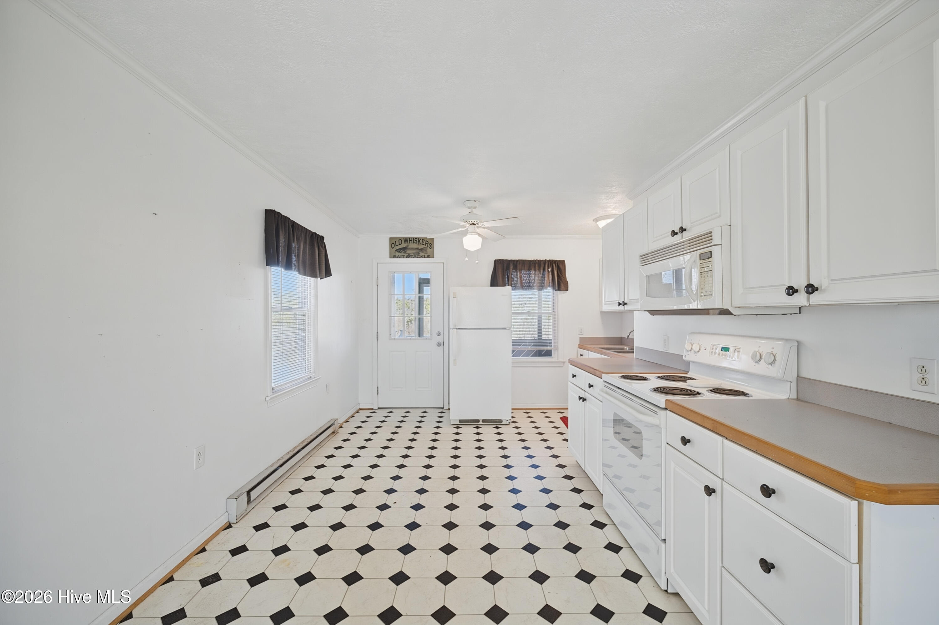 241 Windwood Drive Property Photo 13