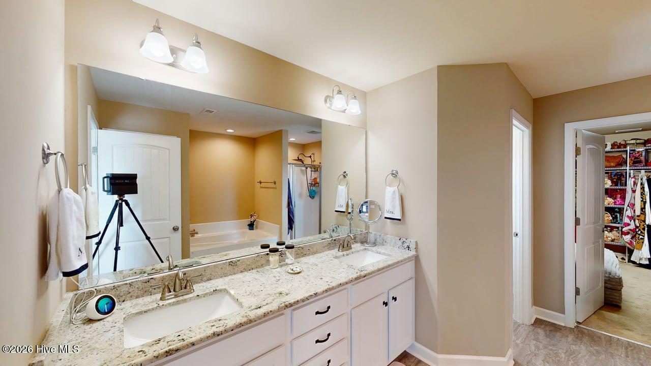103 Aspen Ridge Drive Property Photo 8