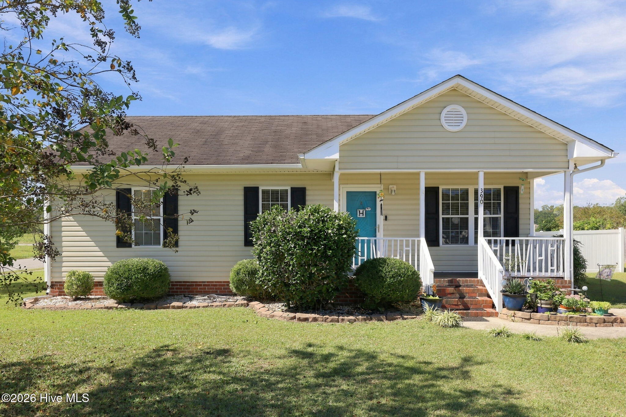 390 Olive Branch Boulevard Property Photo 1