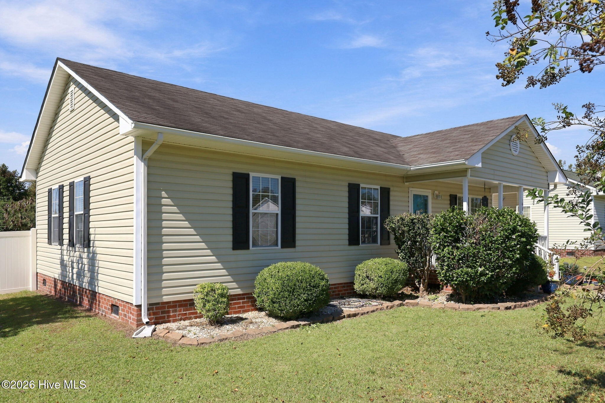 390 Olive Branch Boulevard Property Photo 3