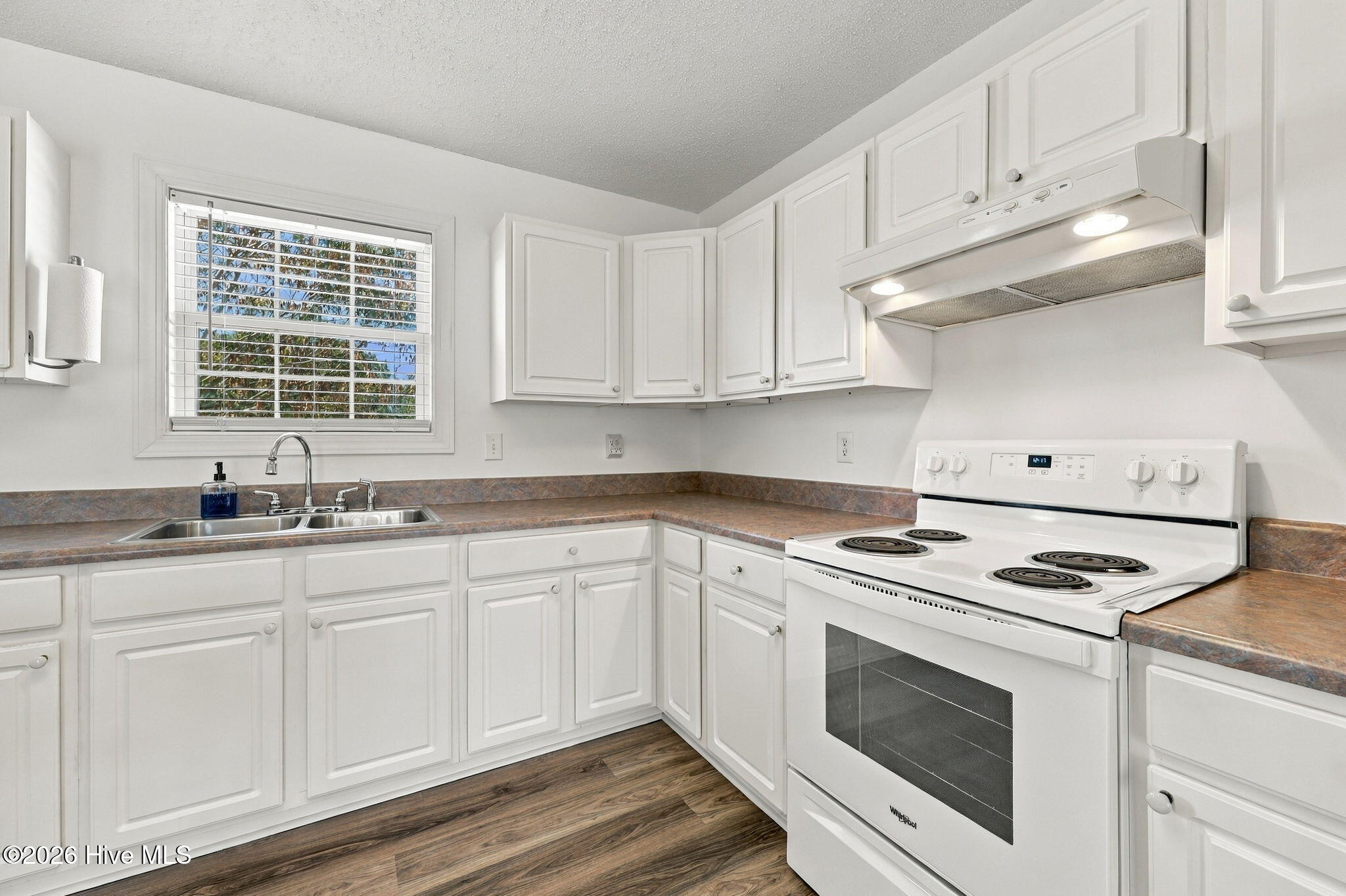 390 Olive Branch Boulevard Property Photo 32