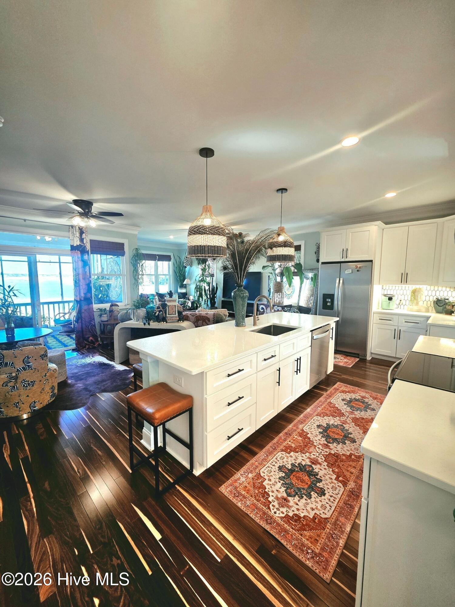 109 Lucas Cove Property Photo 3