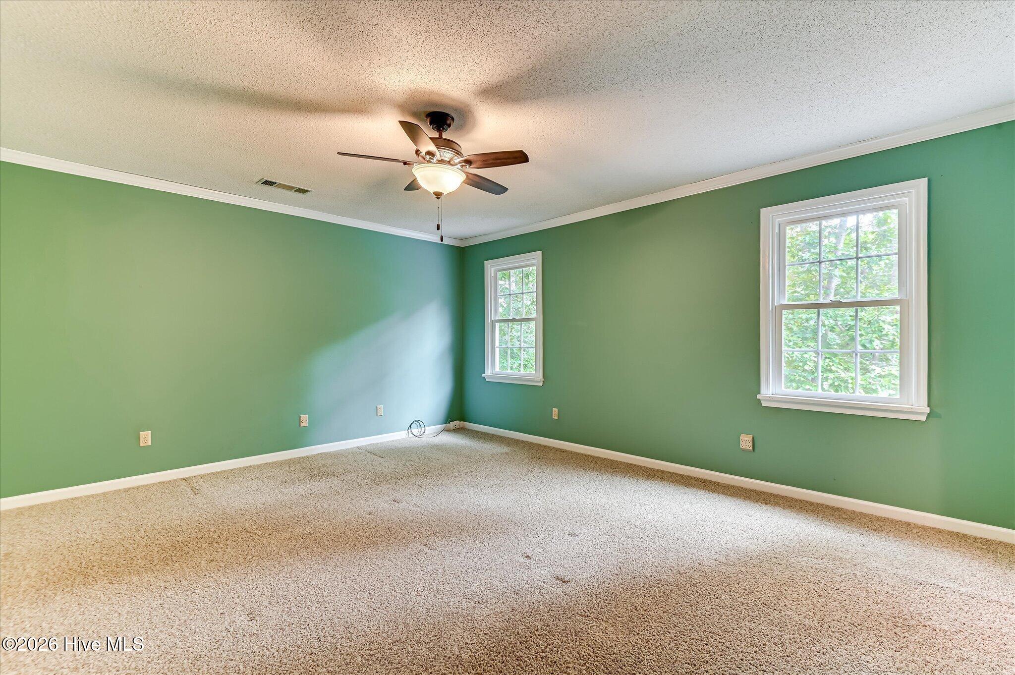 307 Wakefield Lane N Property Photo 26