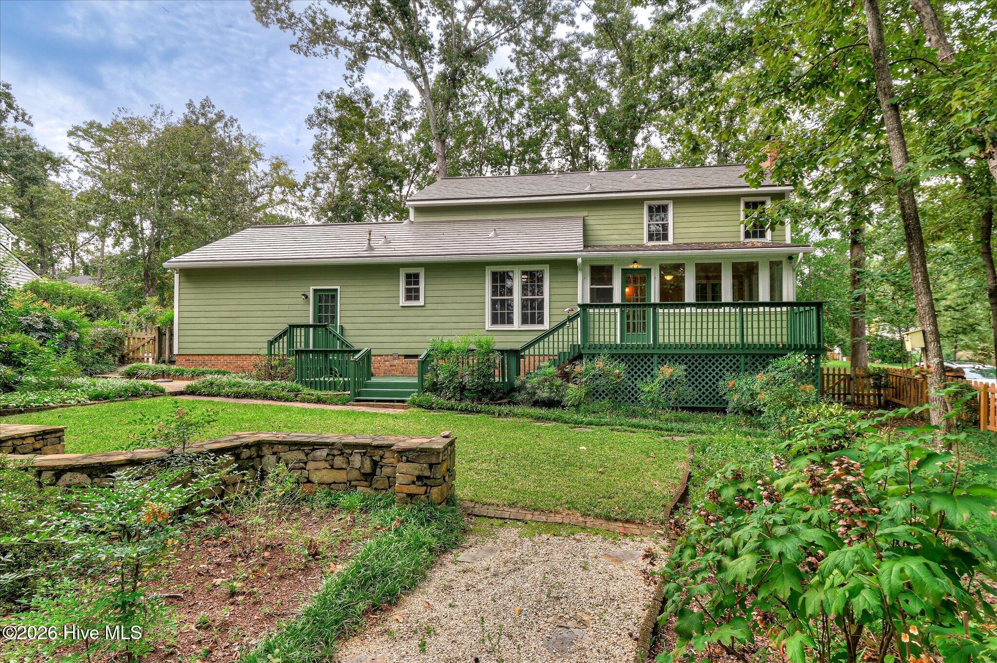 307 Wakefield Lane N Property Photo 44