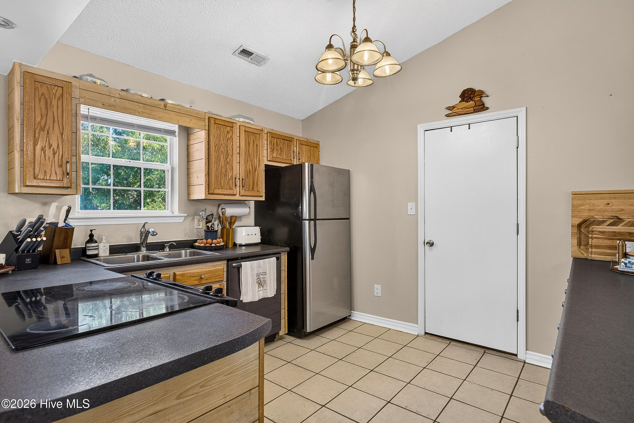 317 Cinnamon Drive Property Photo 14