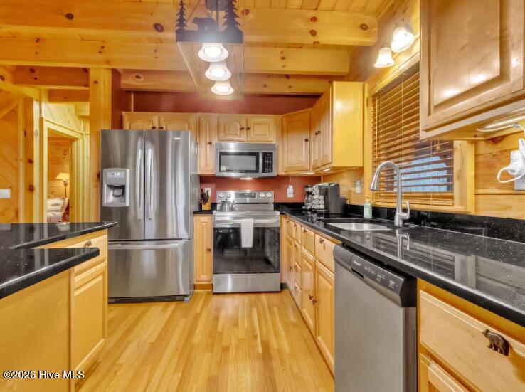 193 Driftwood Loop Property Photo 5