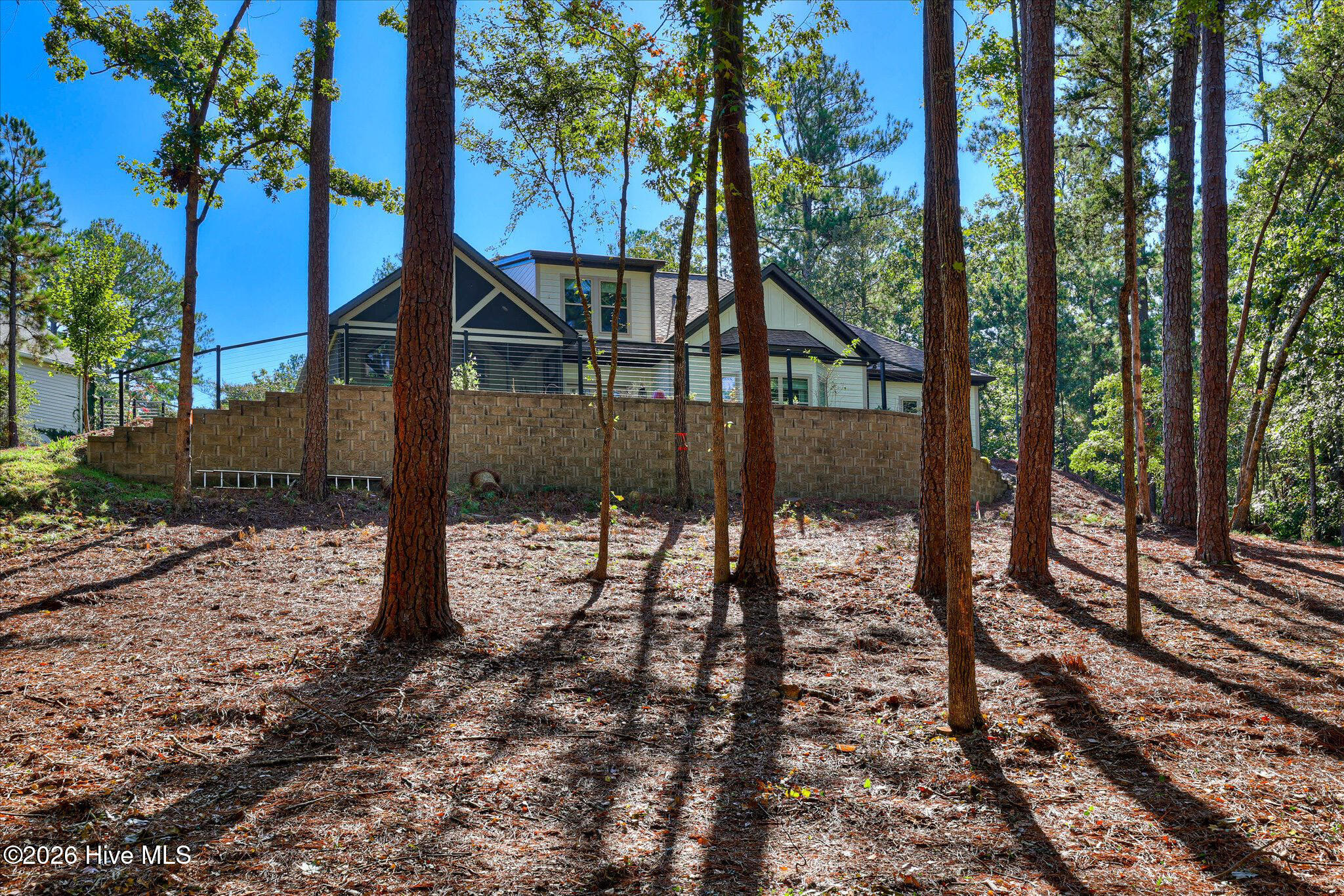 212 Pirates Cove Property Photo 4