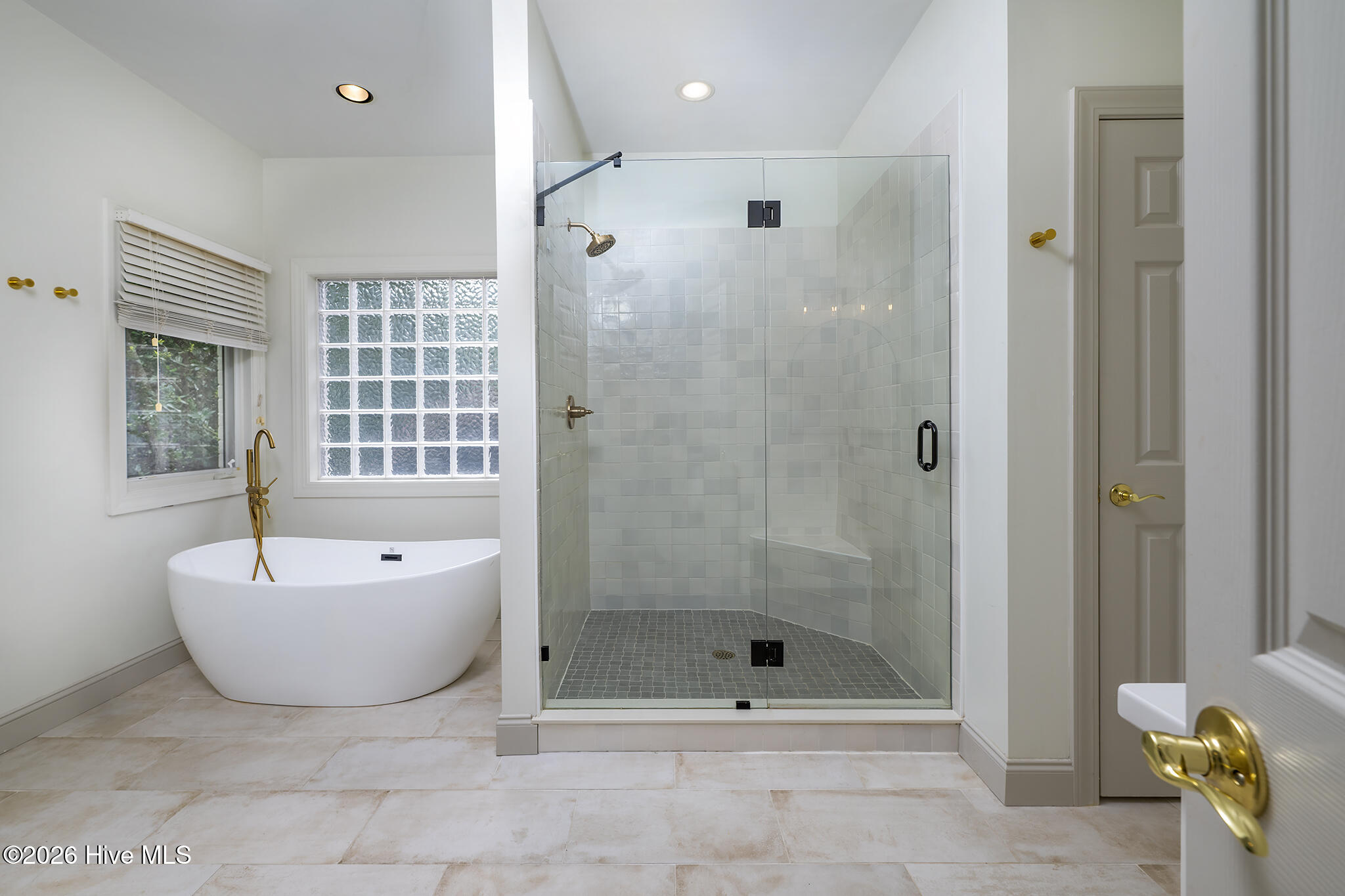 305 Taberna Circle Property Photo 5