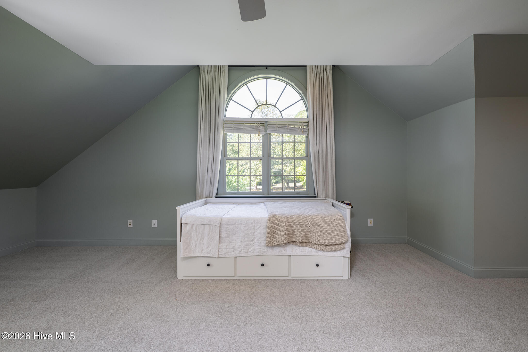 305 Taberna Circle Property Photo 42