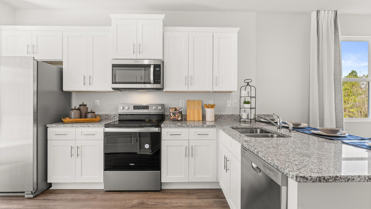 2039 Signal Hill Court Property Photo 4