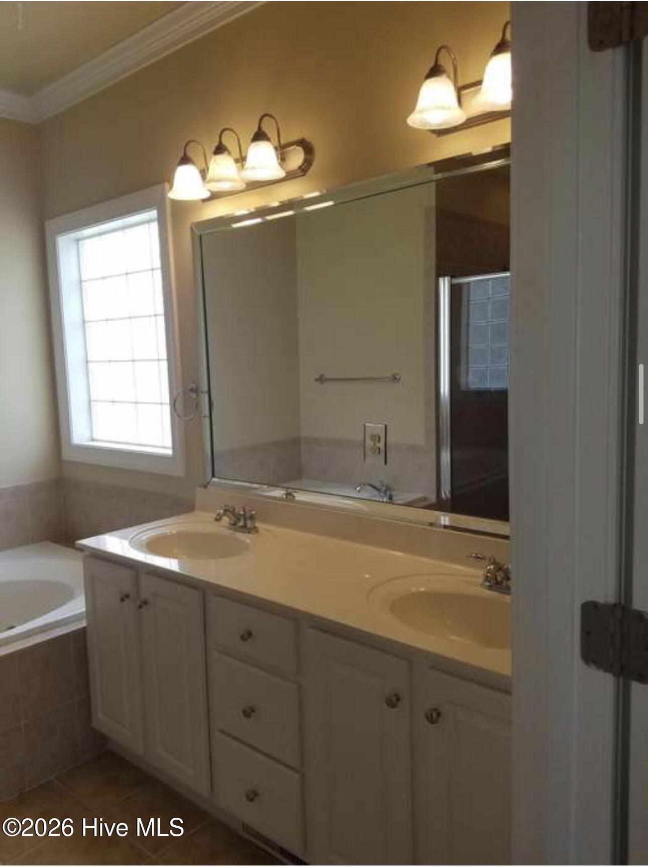 1120 Josh Court Property Photo 12