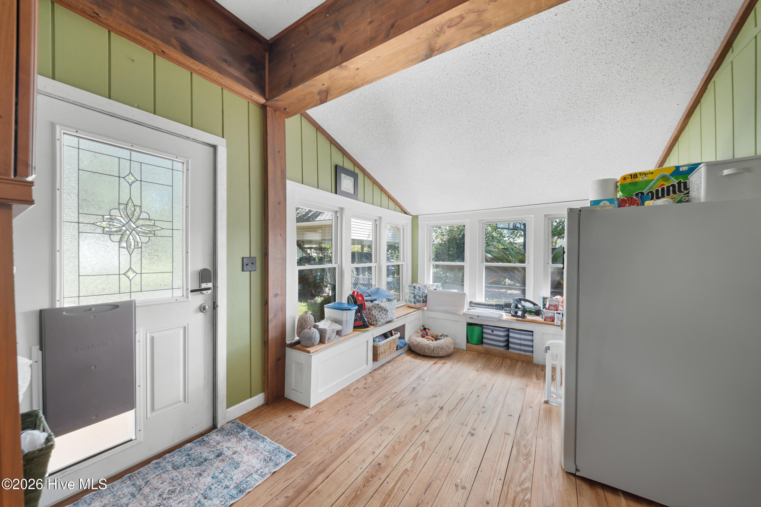 631 Barney Avenue Property Photo 19